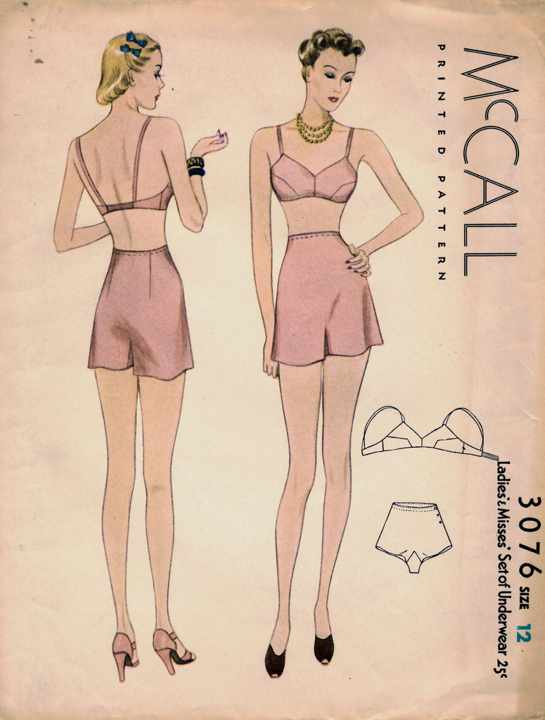 McCall 3076