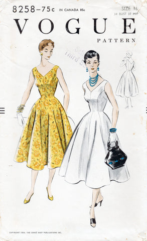Vogue 8258