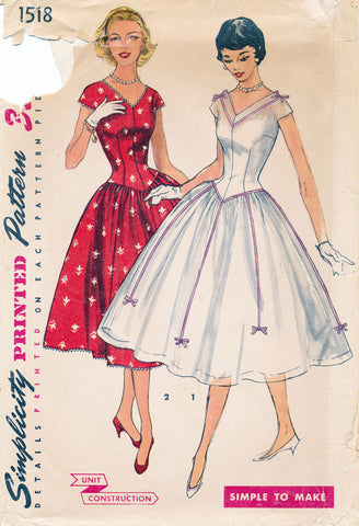 Simplicity 1518