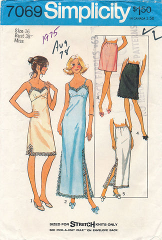 Simplicity 7069