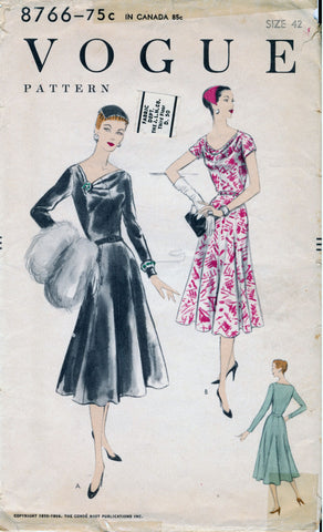 Vogue 8766